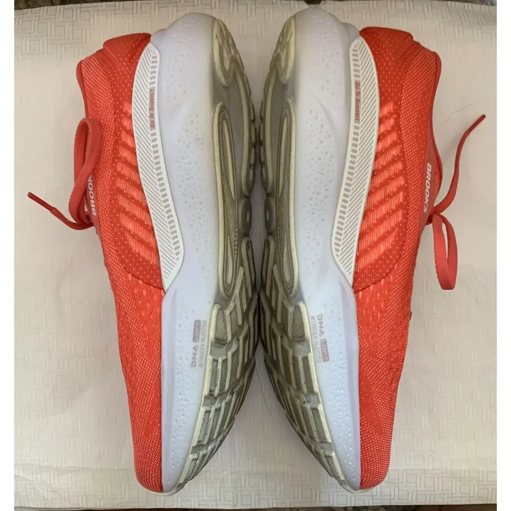 Brooks Adrenaline GTS 24 Women’s 11B Cayenne/Thistle/White Very Good Condition